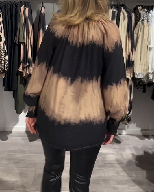 Van Berge Mode® | Vintage colorblock V-hals blouse met knopen