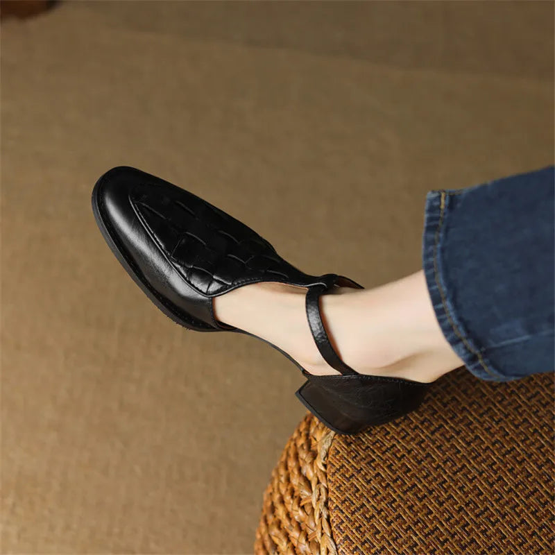 Van Elst Mode®| Vintage Strap Heels