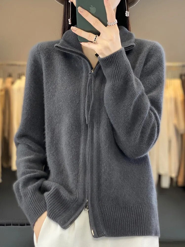 Van Berge Mode® | Cozy Zip-Up Cardigan