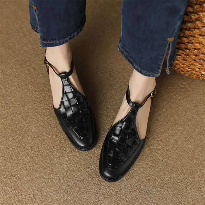 Van Elst Mode®| Vintage Strap Heels